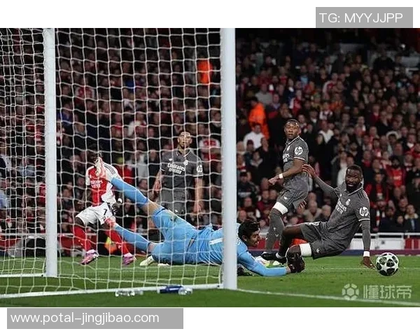 库尔图瓦：守护球门的巨人如何在绿茵场上书写传奇故事